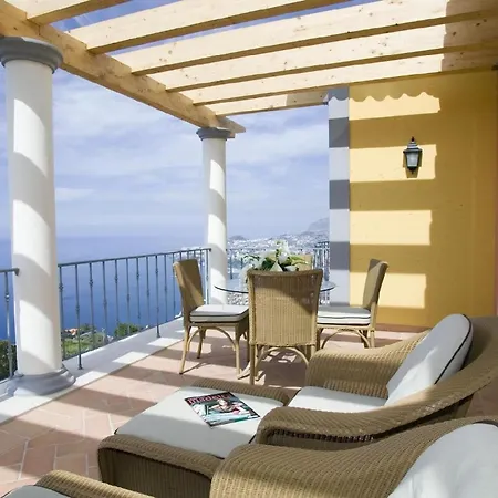 Apartment Elegante Ferienwohnung Mit Gemeinschaftspool Und Wellnessbereich - A87699